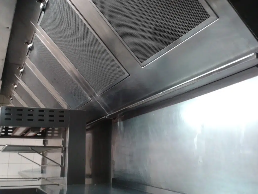 dégraissage hotte professionnelle